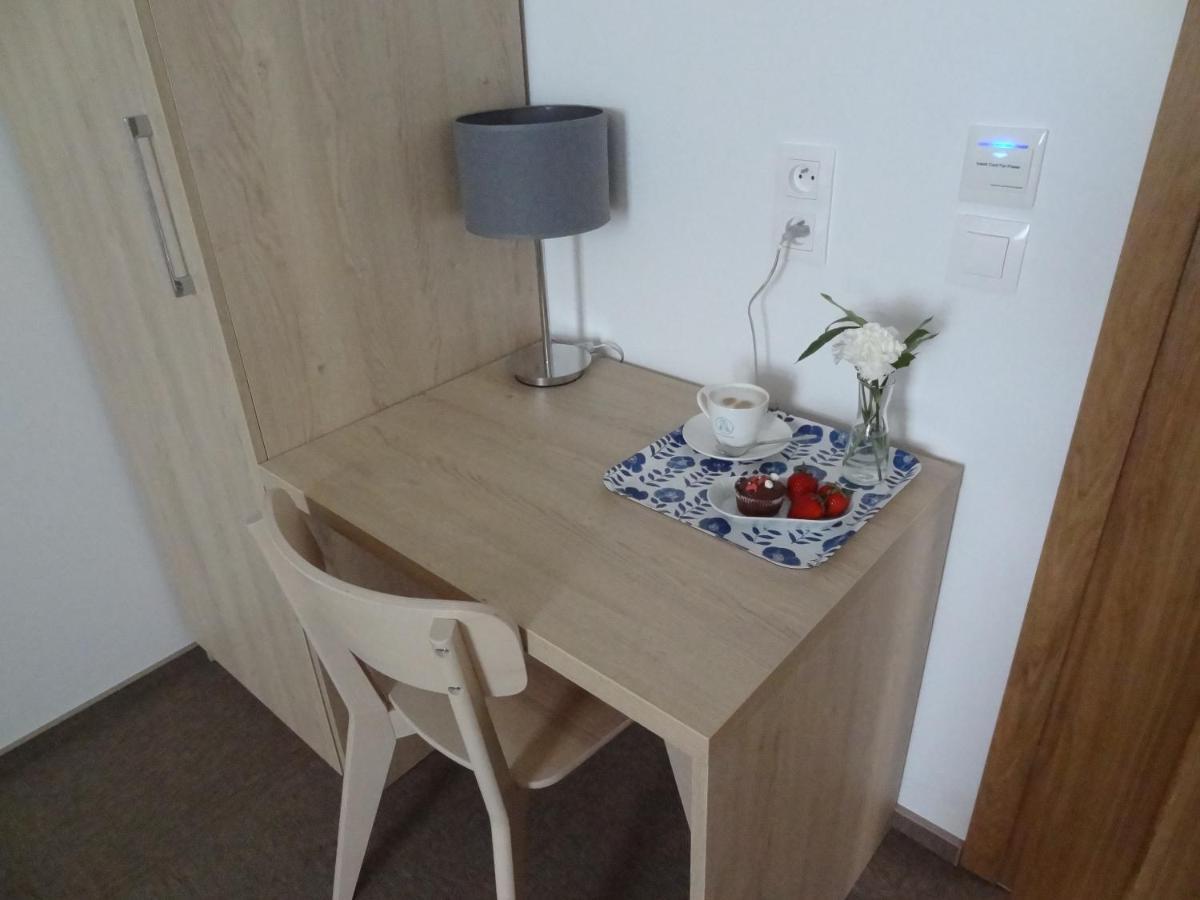 Domus Mariae Gietrzwald Hostel Kültér fotó