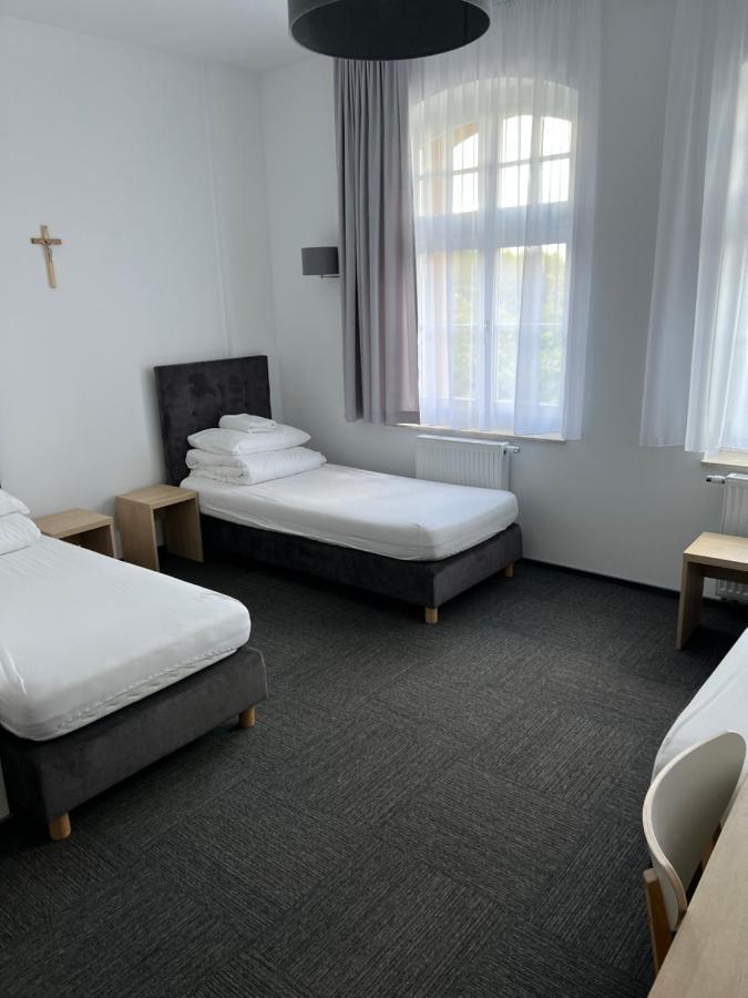 Domus Mariae Gietrzwald Hostel Kültér fotó